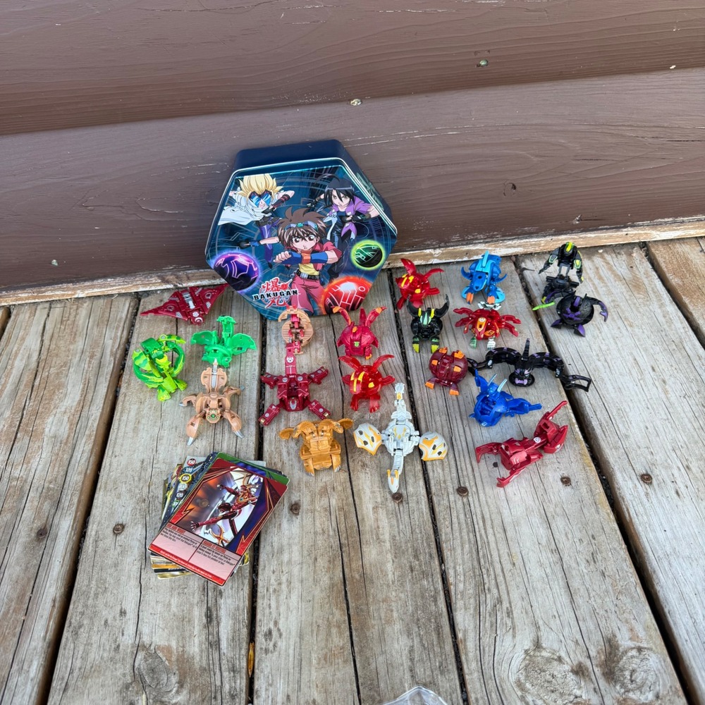 Mixed Lot of 20 Bakugan Battle Brawlers Balls 18 Cards with Vtg Tin